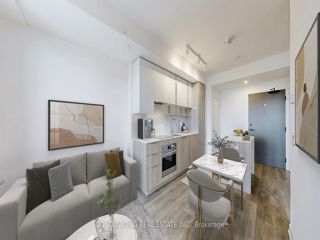 2807 - 15 Holmes Ave