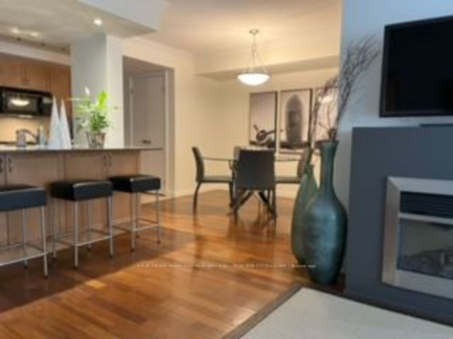 406 - 18 Beverley St