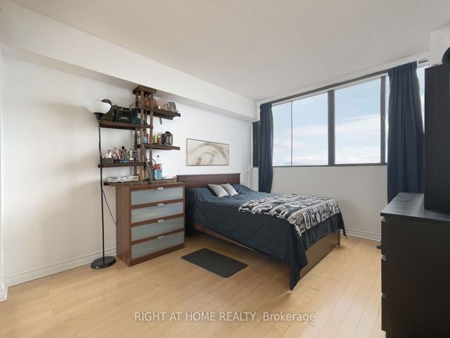 2205 - 133 Torresdale Ave