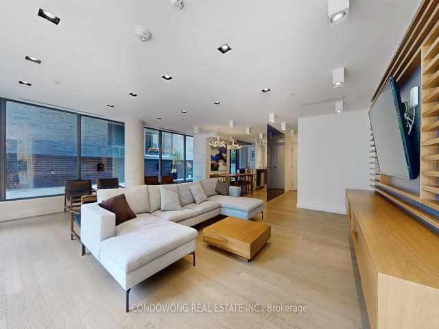 1410 - 111 Bathurst St