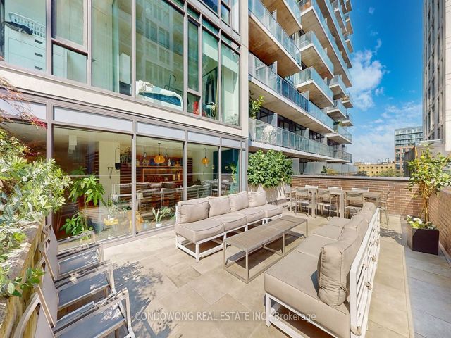 1410 - 111 Bathurst St