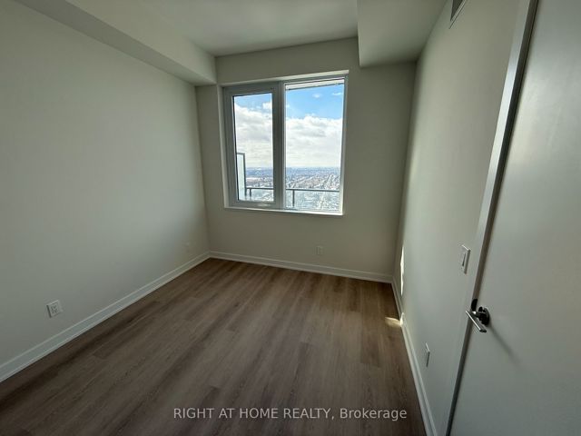 LPH07 - 15 Ellerslie Ave