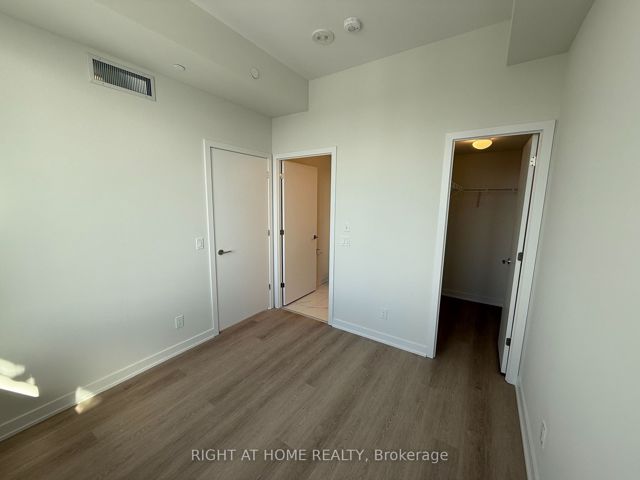 LPH07 - 15 Ellerslie Ave