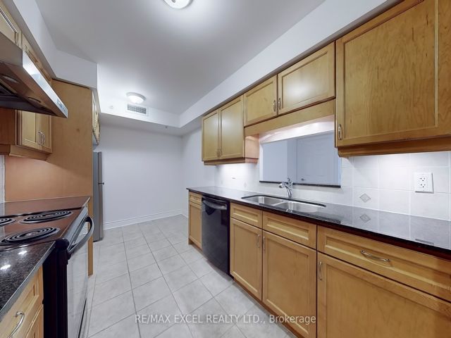 506 - 12 Rean Dr