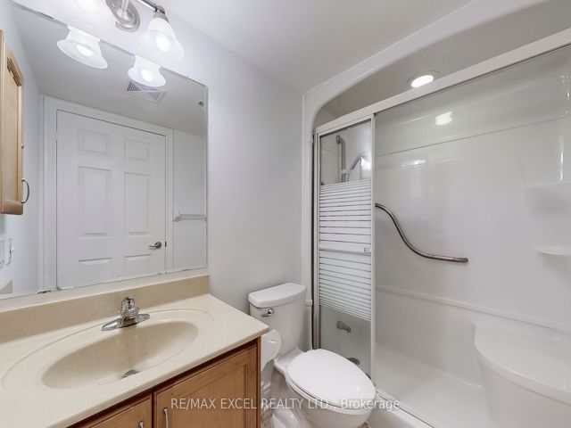 506 - 12 Rean Dr
