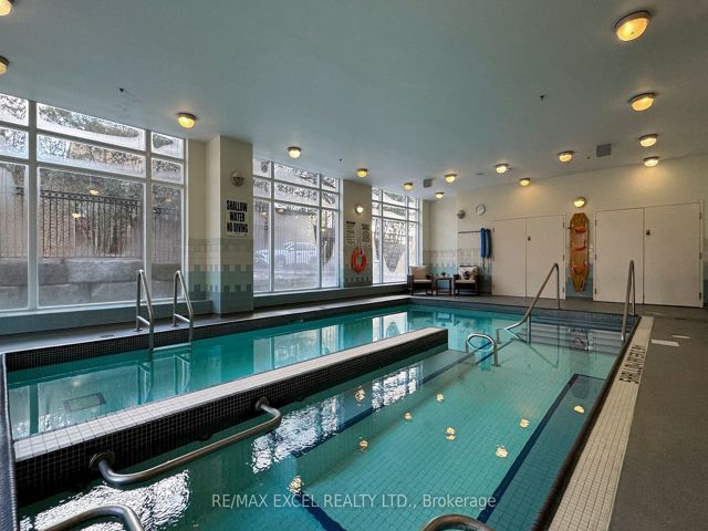 506 - 12 Rean Dr