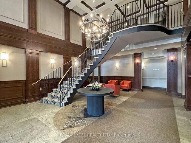506 - 12 Rean Dr