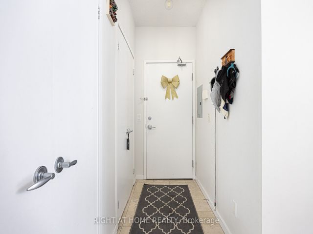 2113 - 208 Queens Quay  W