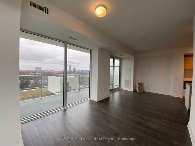 807 - 20 O'neill Rd