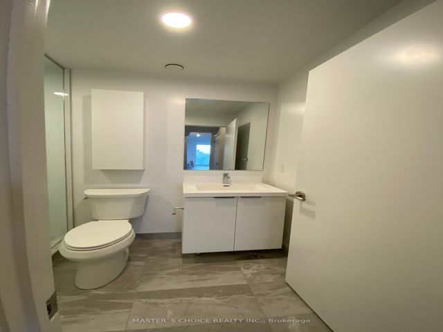 807 - 20 O'neill Rd