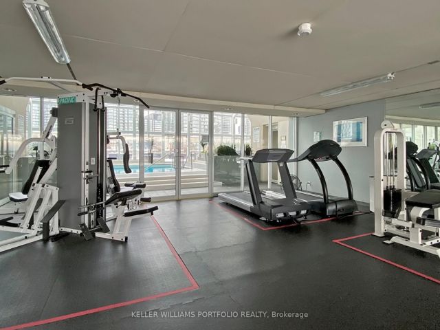 403 - 480 Queens Quay W