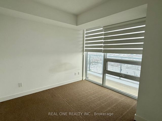 912 - 120 Varna Dr