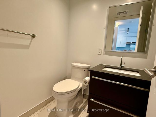 912 - 120 Varna Dr