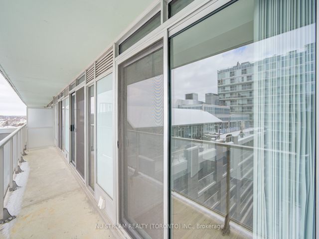 E810 - 555 Wilson Ave