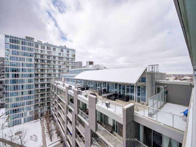 E810 - 555 Wilson Ave