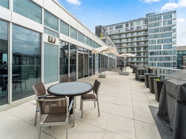 E810 - 555 Wilson Ave