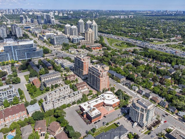 1210 - 2 Clairtrell Rd