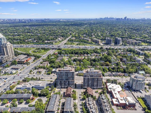 1210 - 2 Clairtrell Rd