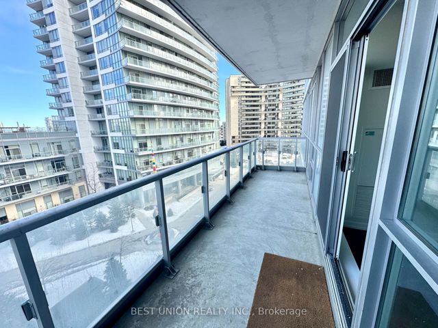 #505 - 66 Forest Manor Rd