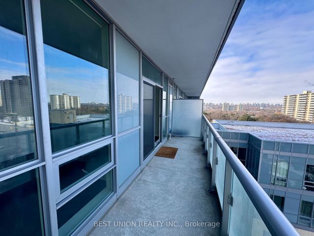 #505 - 66 Forest Manor Rd