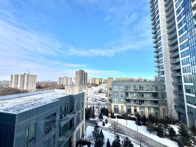 #505 - 66 Forest Manor Rd