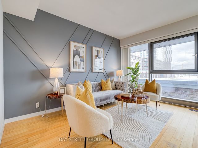 #207 - 390 Cherry St