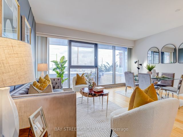 #207 - 390 Cherry St