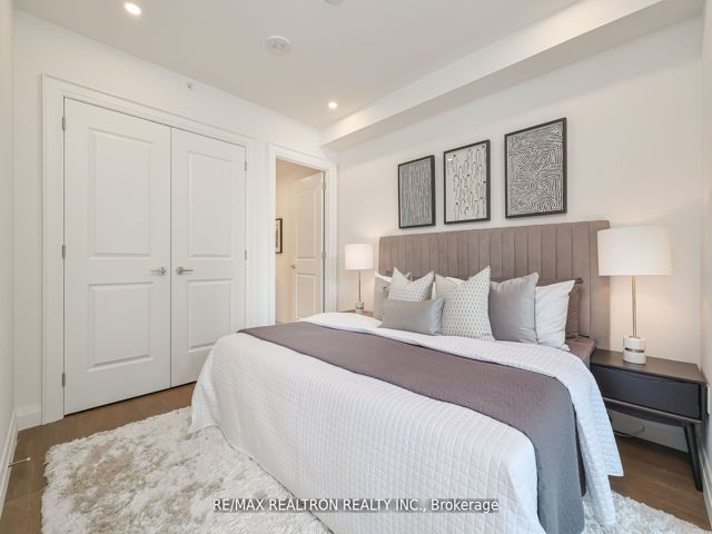 403 - 285 Avenue Rd