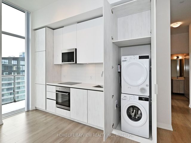 GPH09 - 8 Widmer St