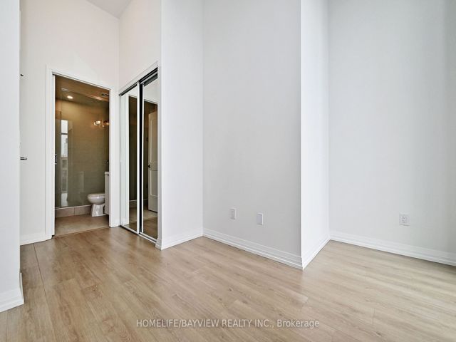 GPH09 - 8 Widmer St