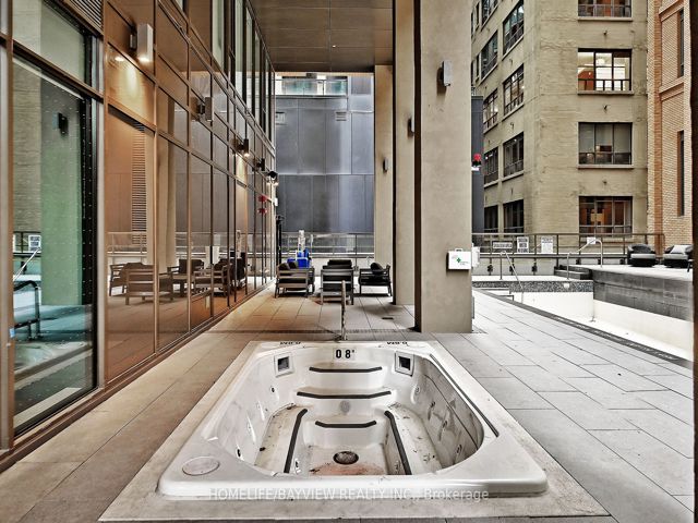 GPH09 - 8 Widmer St