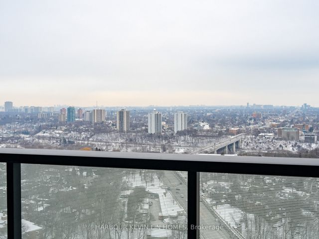 2703 - 575 Bloor St E