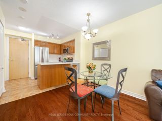 506 - 212 Eglinton Ave E