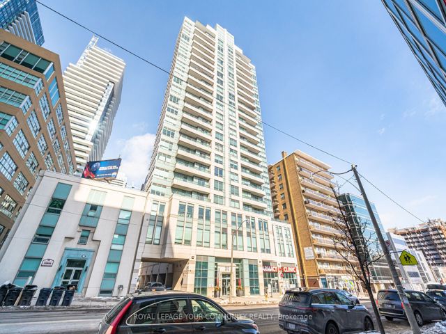 506 - 212 Eglinton Ave E