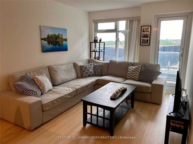 1207 - 2191 Yonge St