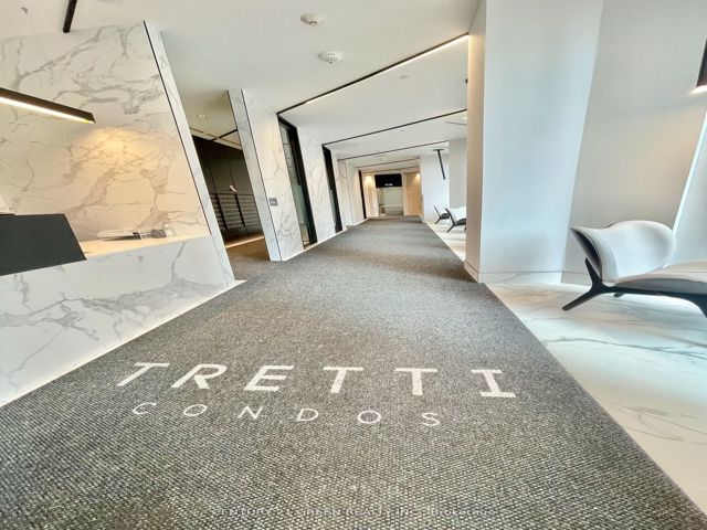 502 - 30 Tretti Way