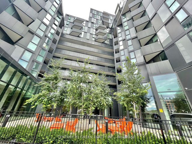 502 - 30 Tretti Way