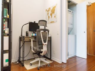 1003 - 30 Canterbury Pl