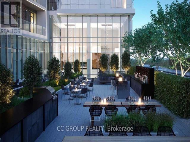 303 - 38 Forest Manor Rd