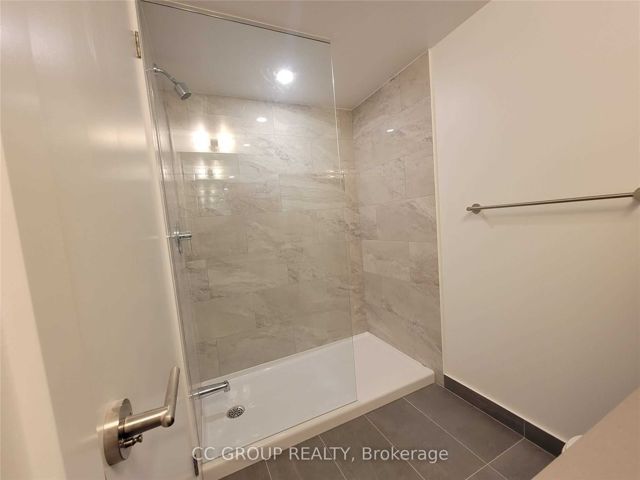303 - 38 Forest Manor Rd