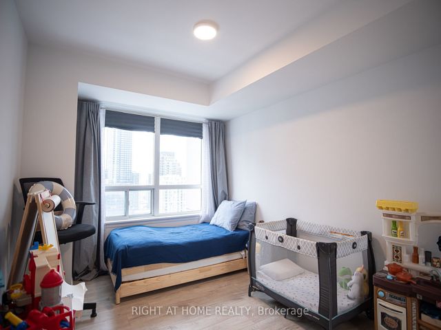 2402 - 16 Harrison Garden Blvd