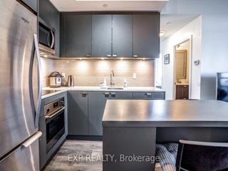 1010 - 56 Forest Manor Dr