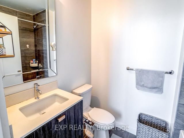1010 - 56 Forest Manor Dr