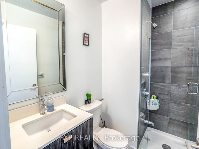 1010 - 56 Forest Manor Dr