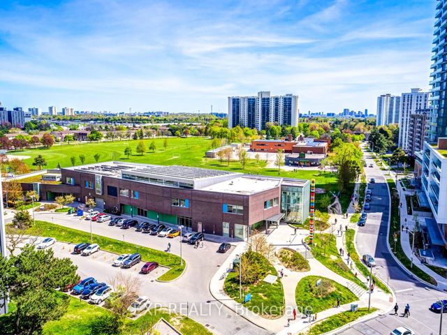 1010 - 56 Forest Manor Dr