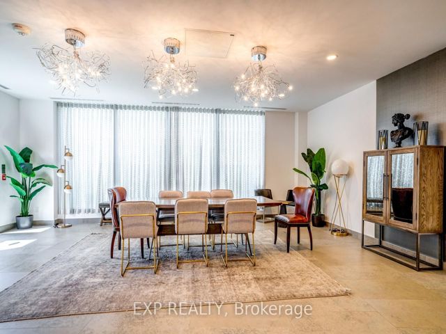 1010 - 56 Forest Manor Dr