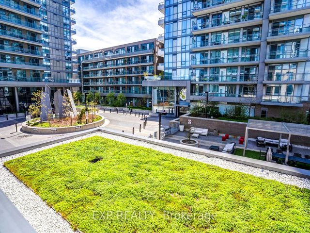 1010 - 56 Forest Manor Dr
