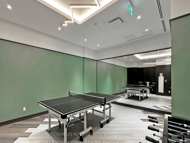 623 - 188 Fairview Mall Dr