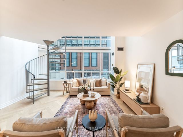206 - 25 Maitland St