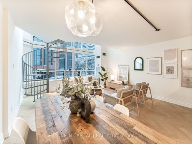 206 - 25 Maitland St